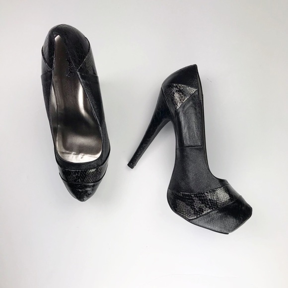 Qupid black heels - Picture 1 of 7
